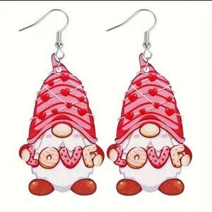 Gnome Love Drop Earrings‎ NWT❤️